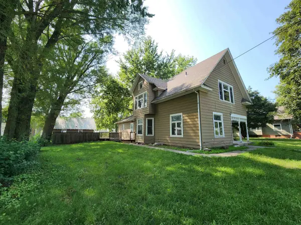 523 3rd Street S, Albert City, IA 50510