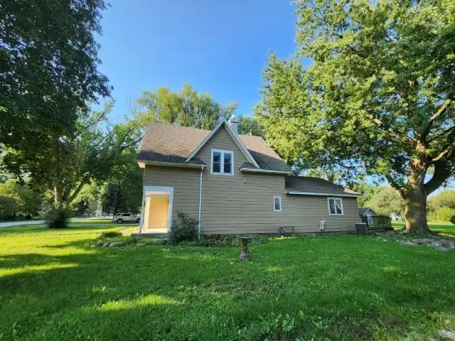 523 3rd Street S, Albert City, IA 50510 - #3