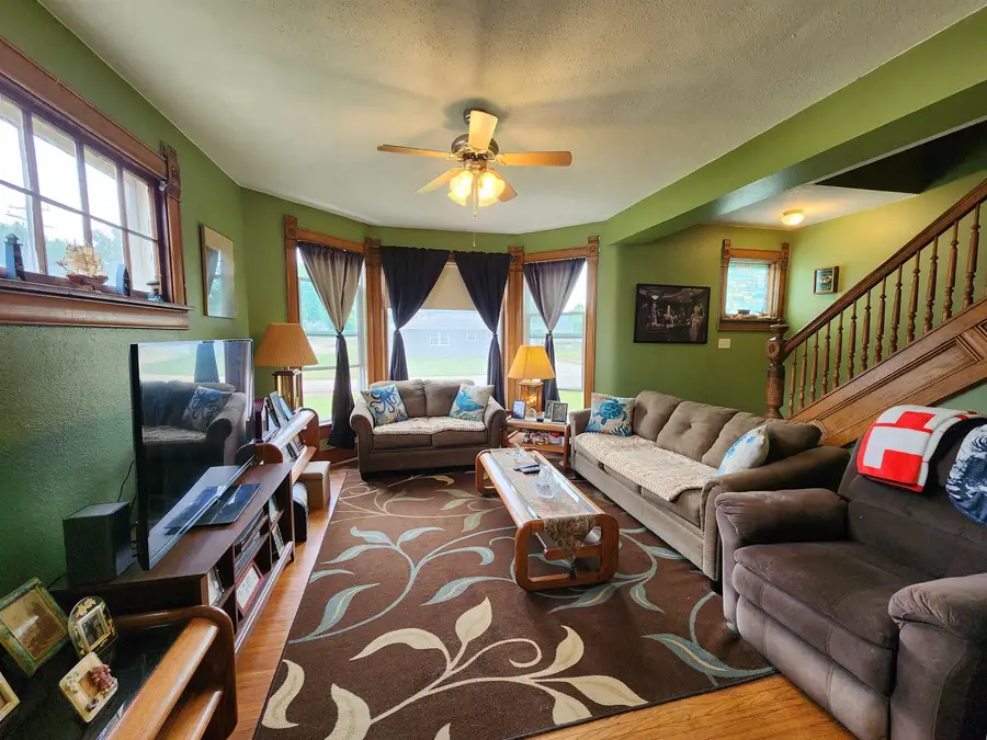 907 Lawler Street, Emmetsburg, IA 50536 - #2
