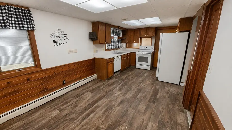 155 4th Street Ne, Primghar, IA 51245 - #3