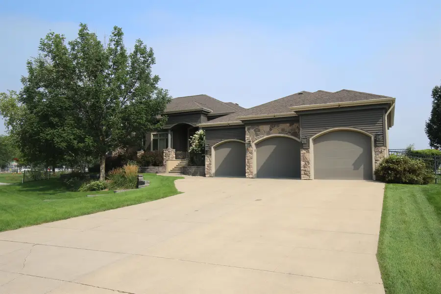 1620 Kirkwood Ave, West Okoboji, IA 51351 - #3