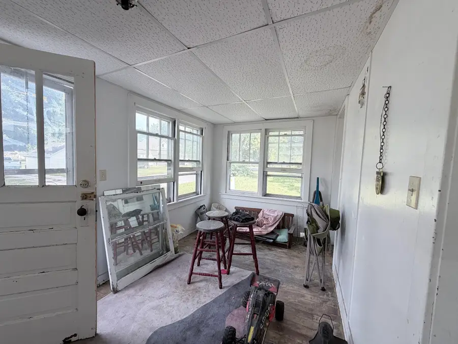 1506 Center Street, Ruthven, IA 51358 - #2