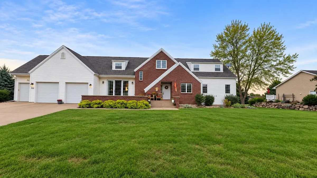 840 1st Street Ne, Hartley, IA 51346 - #1
