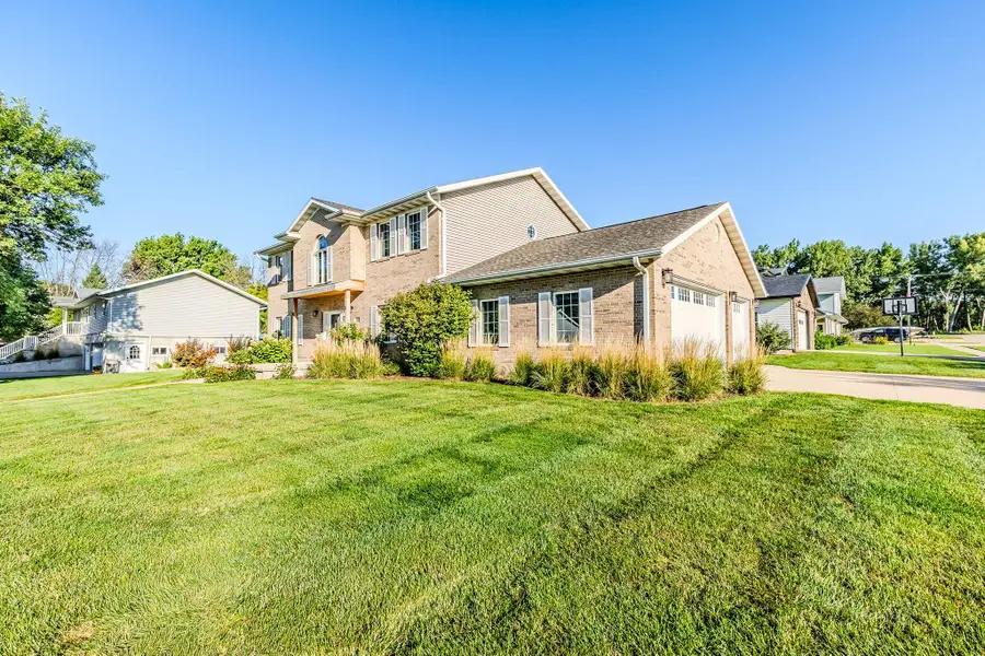 1007 E 17th Street, Spencer, IA 51301 - #3