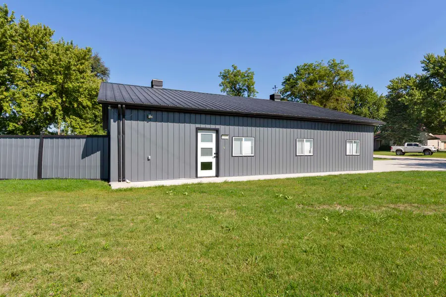 1202 Doon Street, Ayrshire, IA 50515 - #2