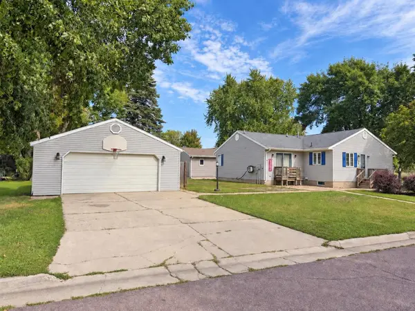703 N 15th Street, Estherville, IA 51334
