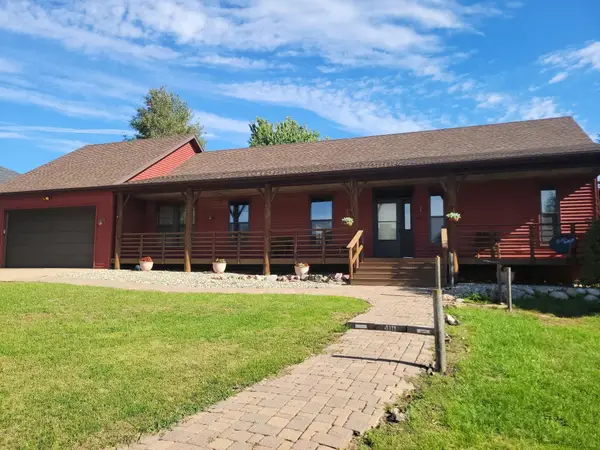 4111 12th Street, Spirit Lake, IA 51360