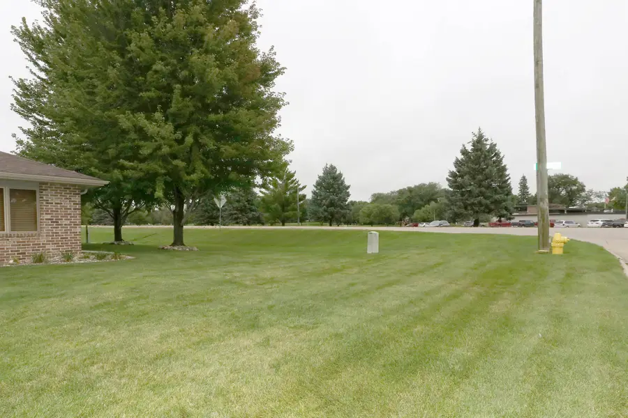 1802 23rd Avenue W, Spencer, IA 51301 - #3