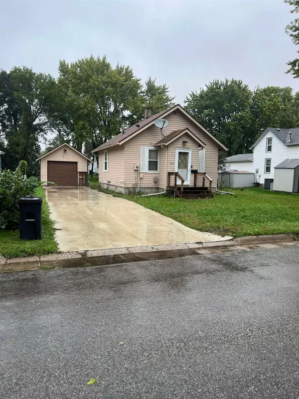 1633 3rd Avenue N, Estherville, IA 51334