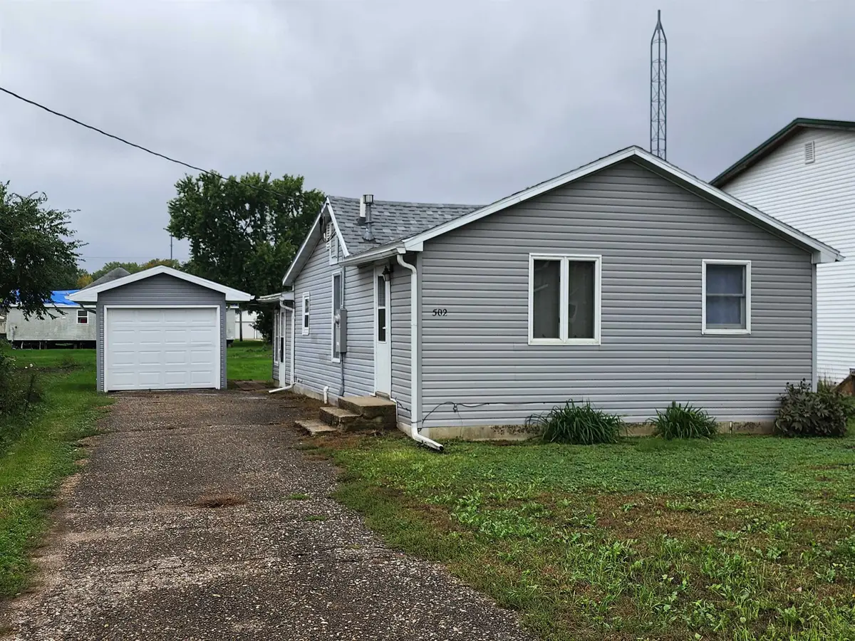 502 E Kent Street, Graettinger, IA 51342 - #1