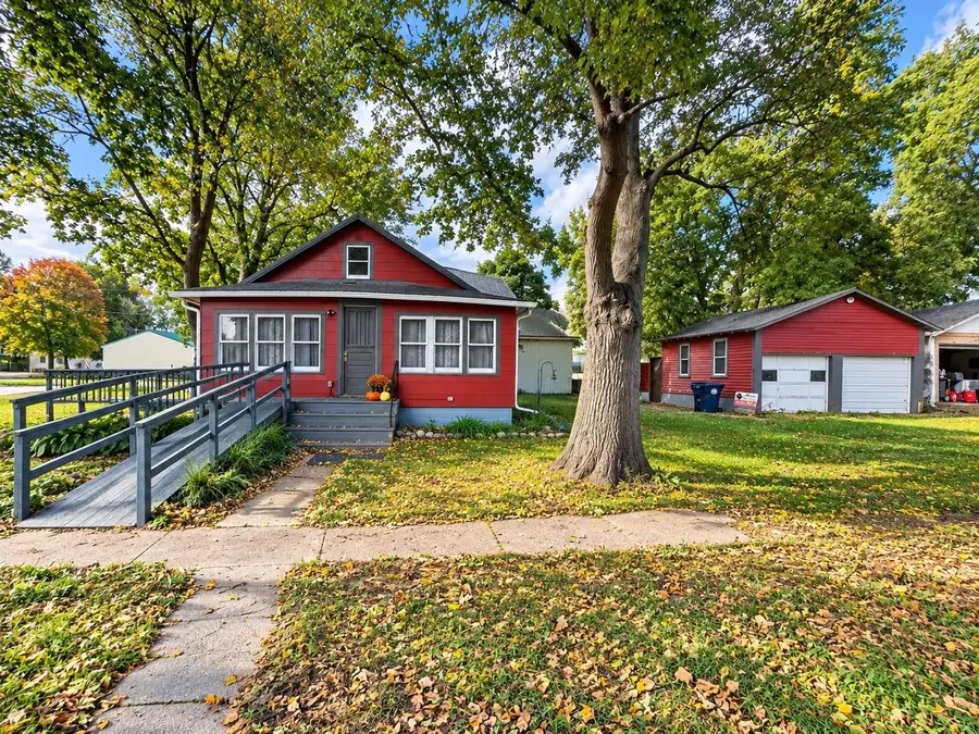 900 A Avenue, Armstrong, IA 50514 - #2