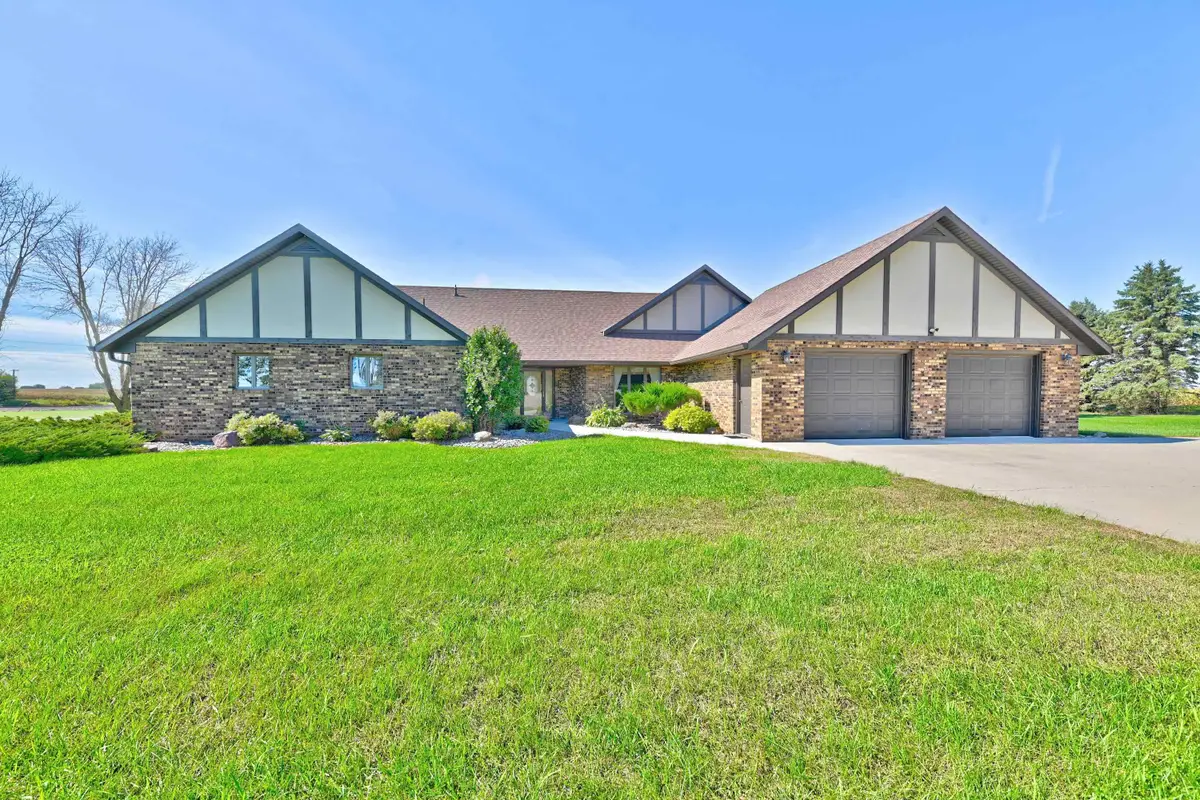 3409 355th Street, Ruthven, IA 51358 - #1