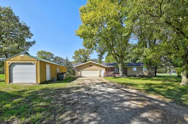 4770 195th Street, Estherville, IA 51334
