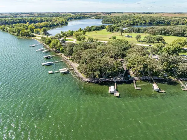 11170 & 11180 240th Avenue, Spirit Lake, IA 51360
