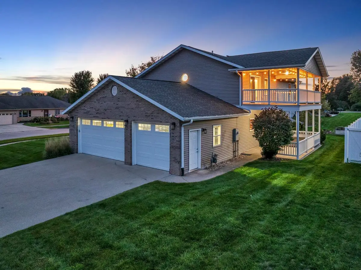 1007 E 17th Street, Spencer, IA 51301 - #1