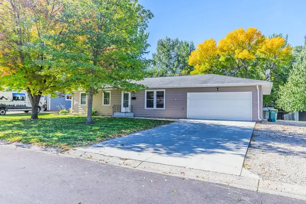 706 Jackson Ave, Spirit Lake, IA 51360