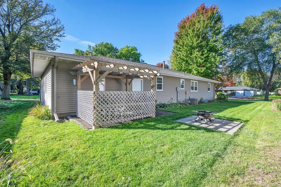 1021 W 5th Street, Spencer, IA 51301 - #3