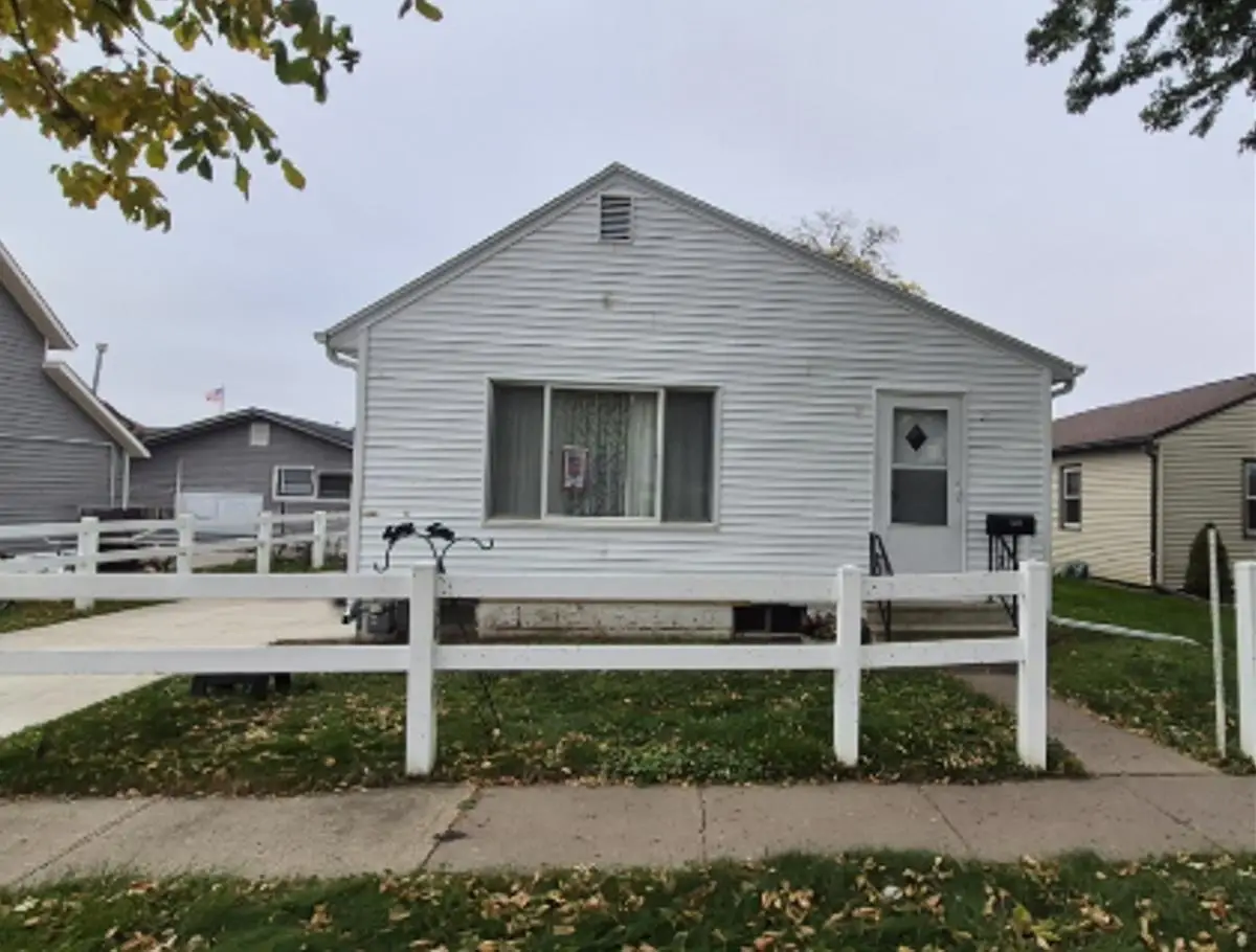 1219 1st Avenue S, Estherville, IA 51334 - #1