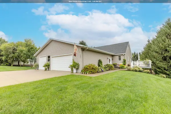 205 W 4th St, Lake Park, IA 51347