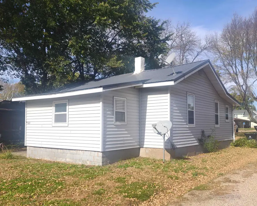1213 5th Ave N, Estherville, IA 51334 - #3