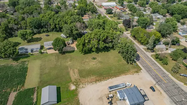 Okoboji Avenue, Milford, IA 51351