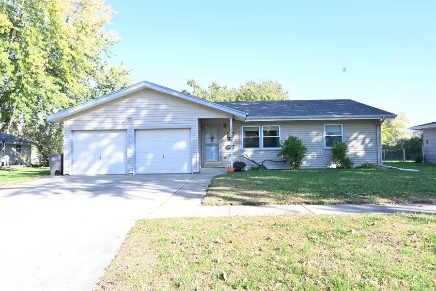 1124 9th Avenue W, Spencer, IA 51301 - #2