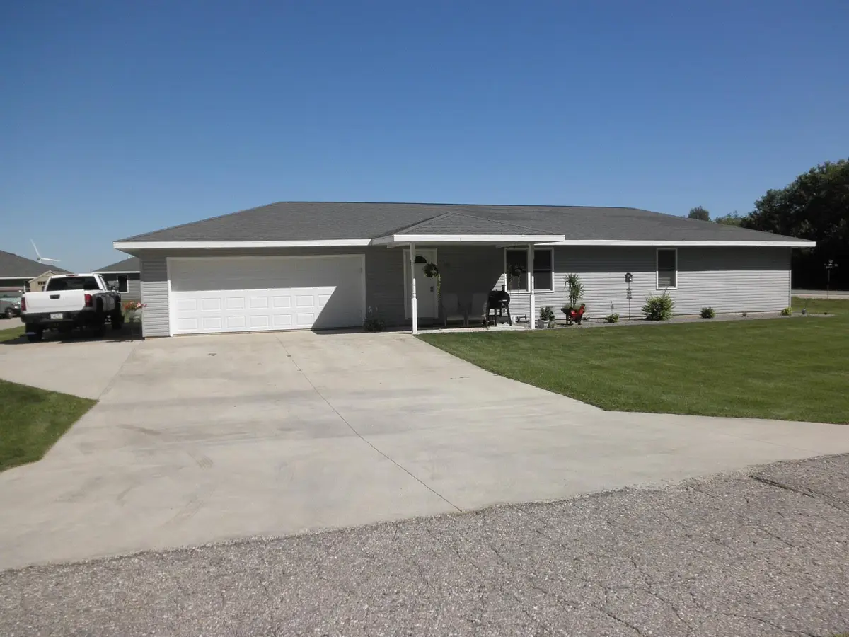 301 N Winter Street, Saint Ansgar, IA 50472 - Image #1