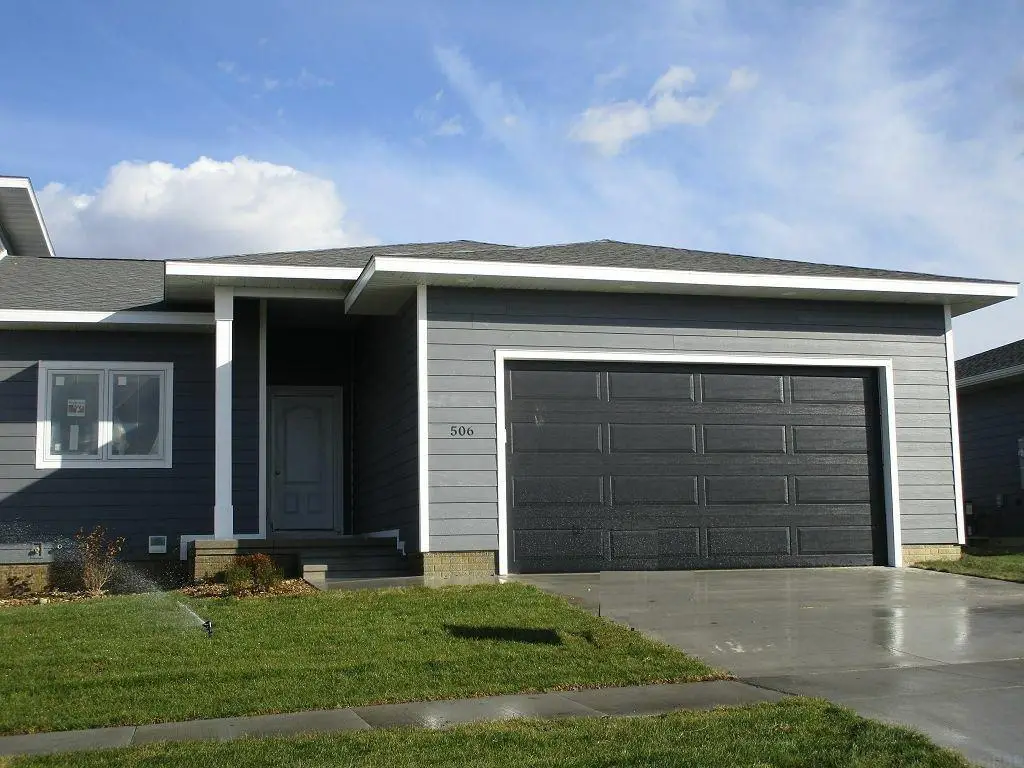 405 Golden Lane, Cedar Falls, IA 50613 - Image #1