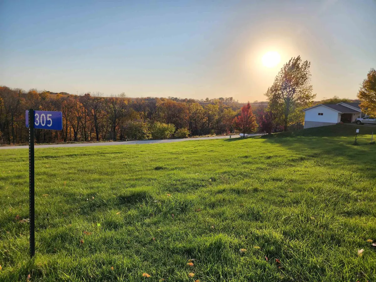305 Breezy Pointe Loop #Lot 14, McGregor, IA 52157 - Image #1