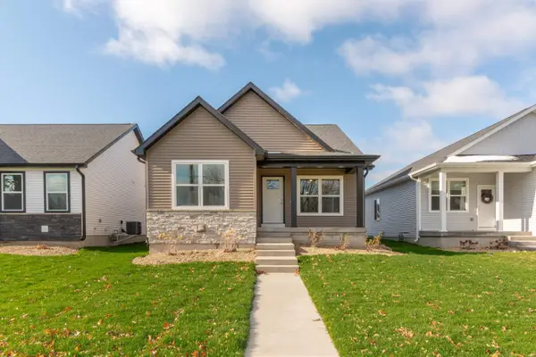 117 Axlewood Drive, Waterloo, IA 50701