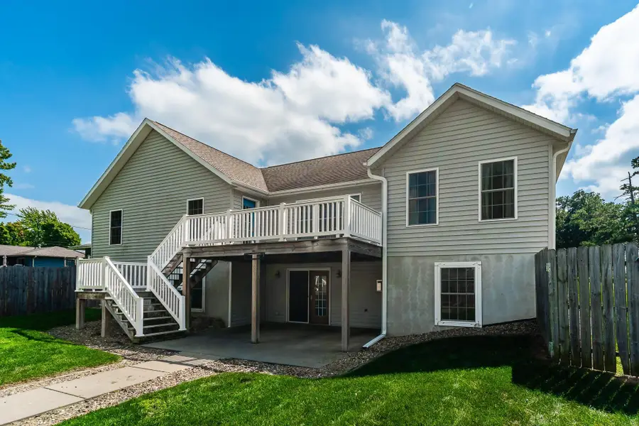 403 E Carleton Street, Toledo, IA 52342 - Image #2