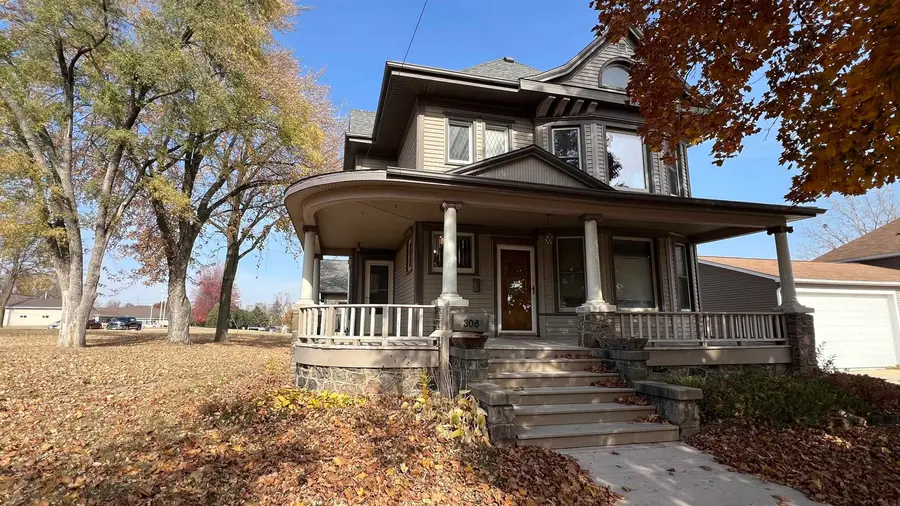 306 E Prospect Street, New Hampton, IA 50659 - Image #2