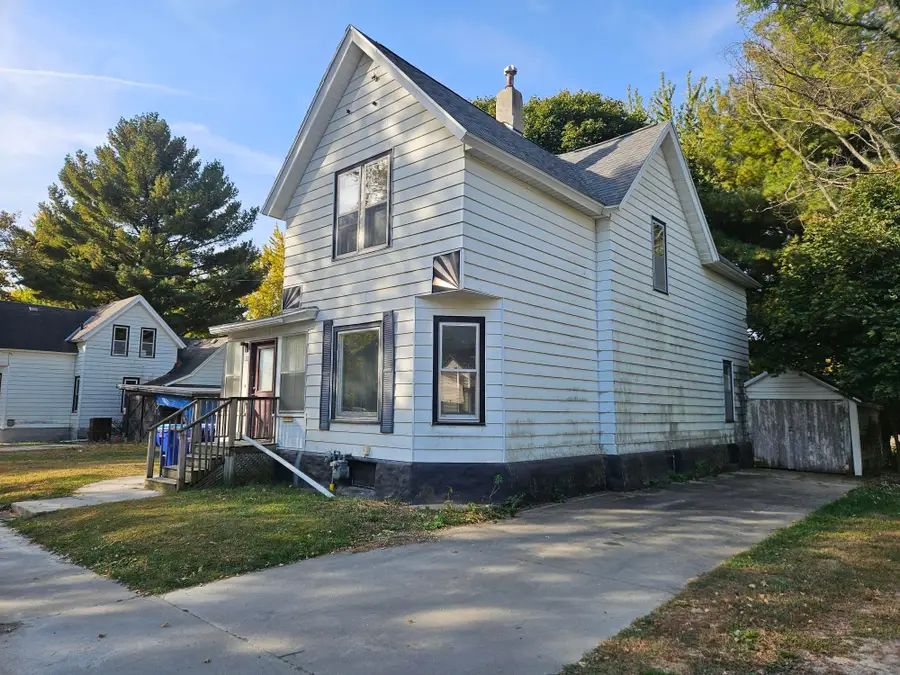 12 5th Ave Nw, Oelwein, IA 50662 - Image #2