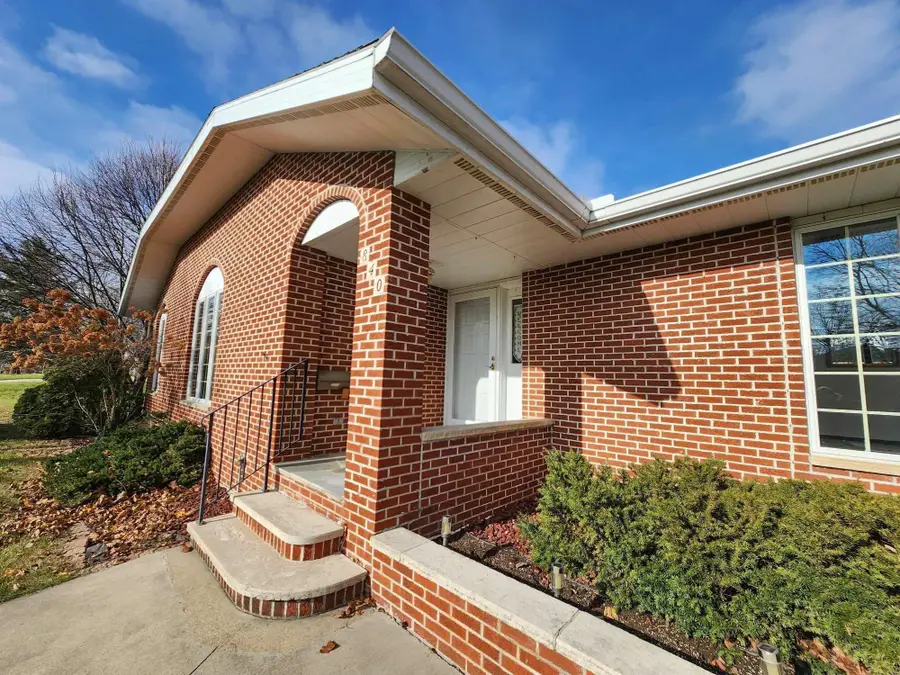 840 E Union Street, Manchester, IA 52057 - Image #3