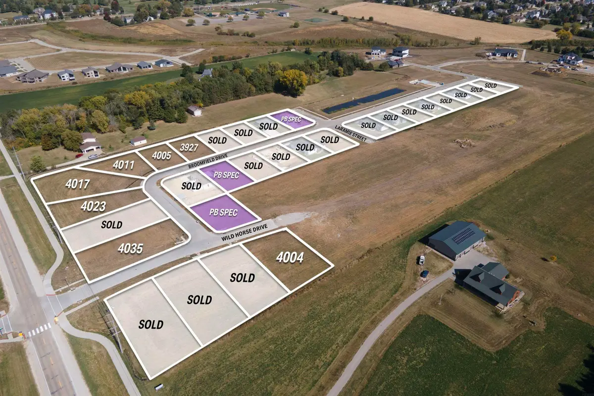 4023 Broomfield Drive, Cedar Falls, IA 50613 - Image #1