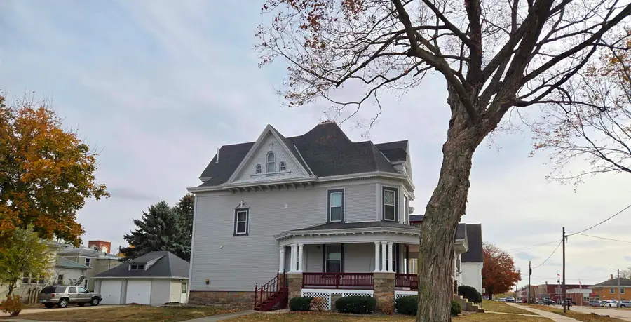 215 N Chestnut, New Hampton, IA 50659 - Image #2