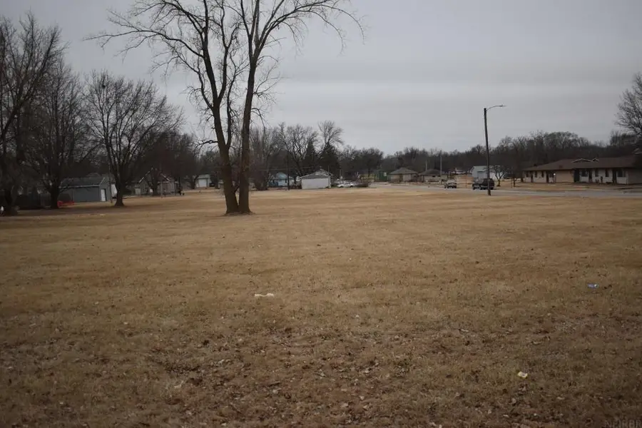 2nd St Nw / 8th Ave Nw, Oelwein, IA 50662 - Image #3