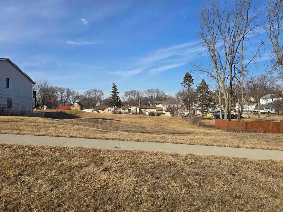 306 W Plum Street, West Union, IA 52175 - Image #2