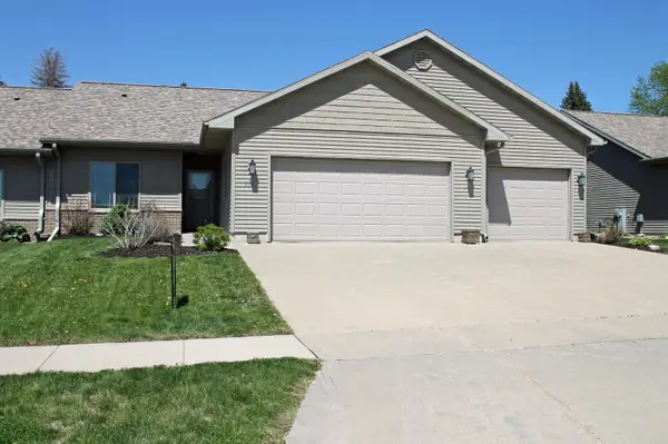 230 Schumacher Boulevard, Denver, IA 50622