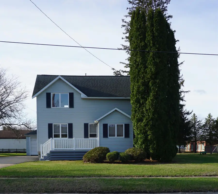 128 W 4th Street, Wellsburg, IA 50680 - Image #2