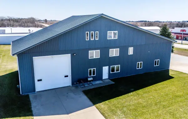 1341 12th Street, Jesup, IA 50648