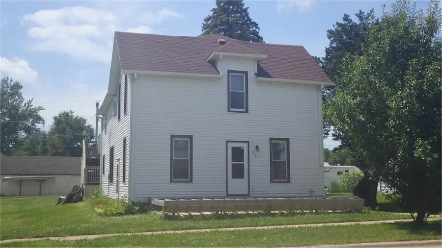 206 E Clark Street, Calmar, IA 52132 - Image #2