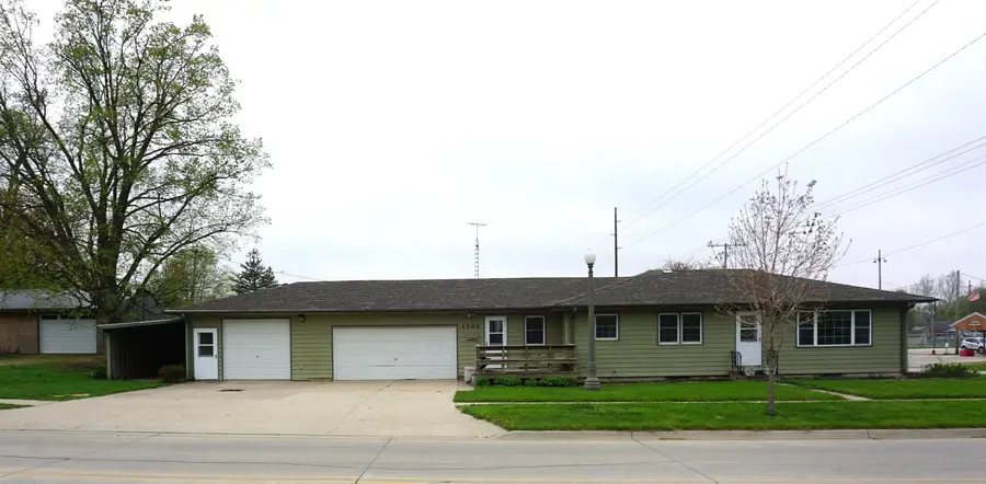 1702 Washington Street, Eldora, IA 50627 - Image #2