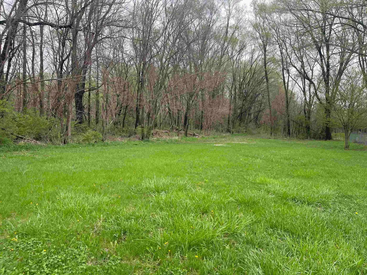 Lot 40 Cloverdale Avenue, Waterloo, IA 50703 - Image #1