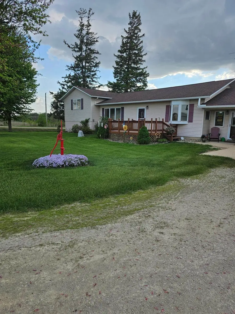3089 260th Street, Fredericksburg, IA 50630 - Image #2