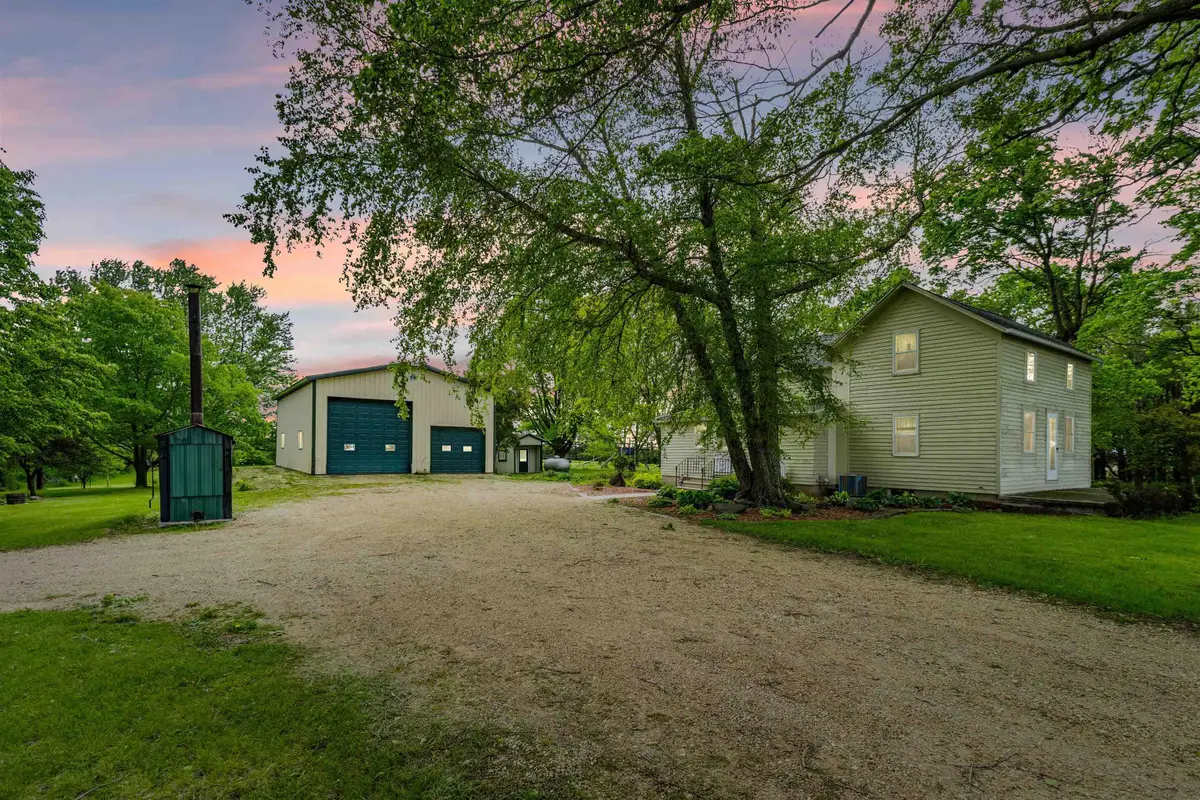 2471 Fairview Avenue, Waverly, IA 50677 - Image #1