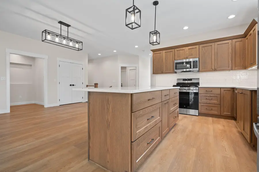 1019 NE 2nd Avenue, Waverly, IA 50677 - Image #3