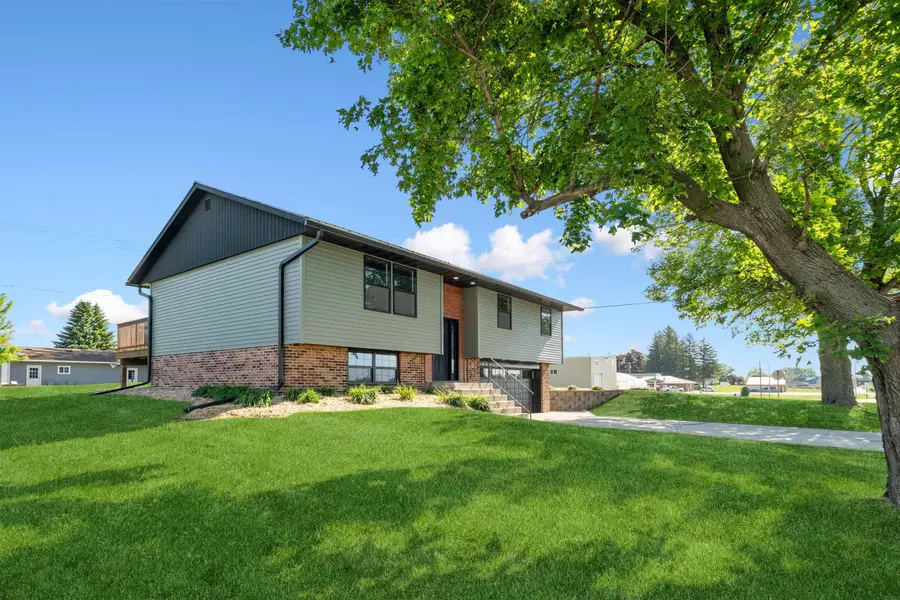 504 W Bradford, West Union, IA 52175 - Image #2