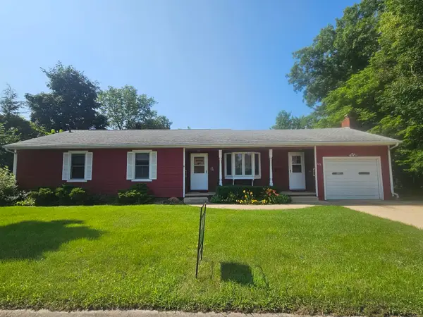 112 6th St. Ne, Oelwein, IA 50662