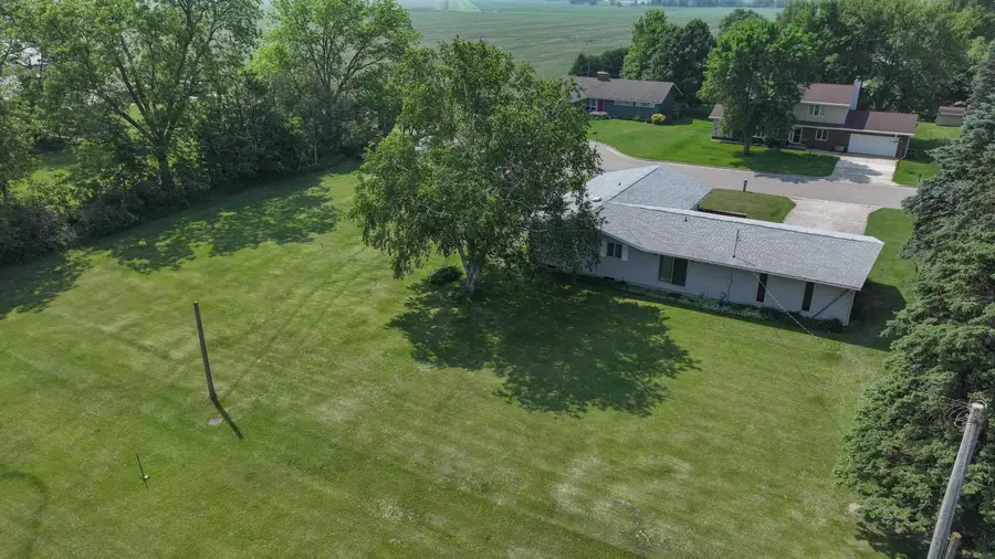 101 Hilltop Drive, Ackley, IA 50601 - Image #2